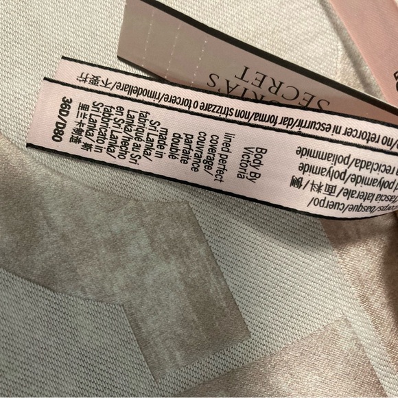 Victoria’s Secret Body By Victoria Lined Perfect Coverage - Picture 5 of 6